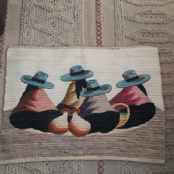 Bolivian hand crafted tapestry - Picture 1 of 10